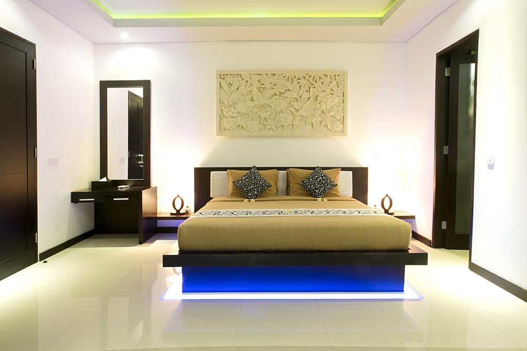 D&G Villas Nusa Dua Exterior photo